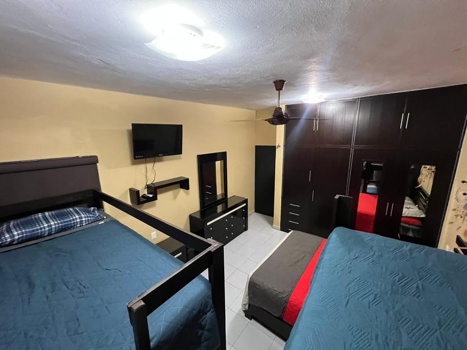 Casa paloma cerca de centro comercial y AirPort Apartment in State of Quintana Roo