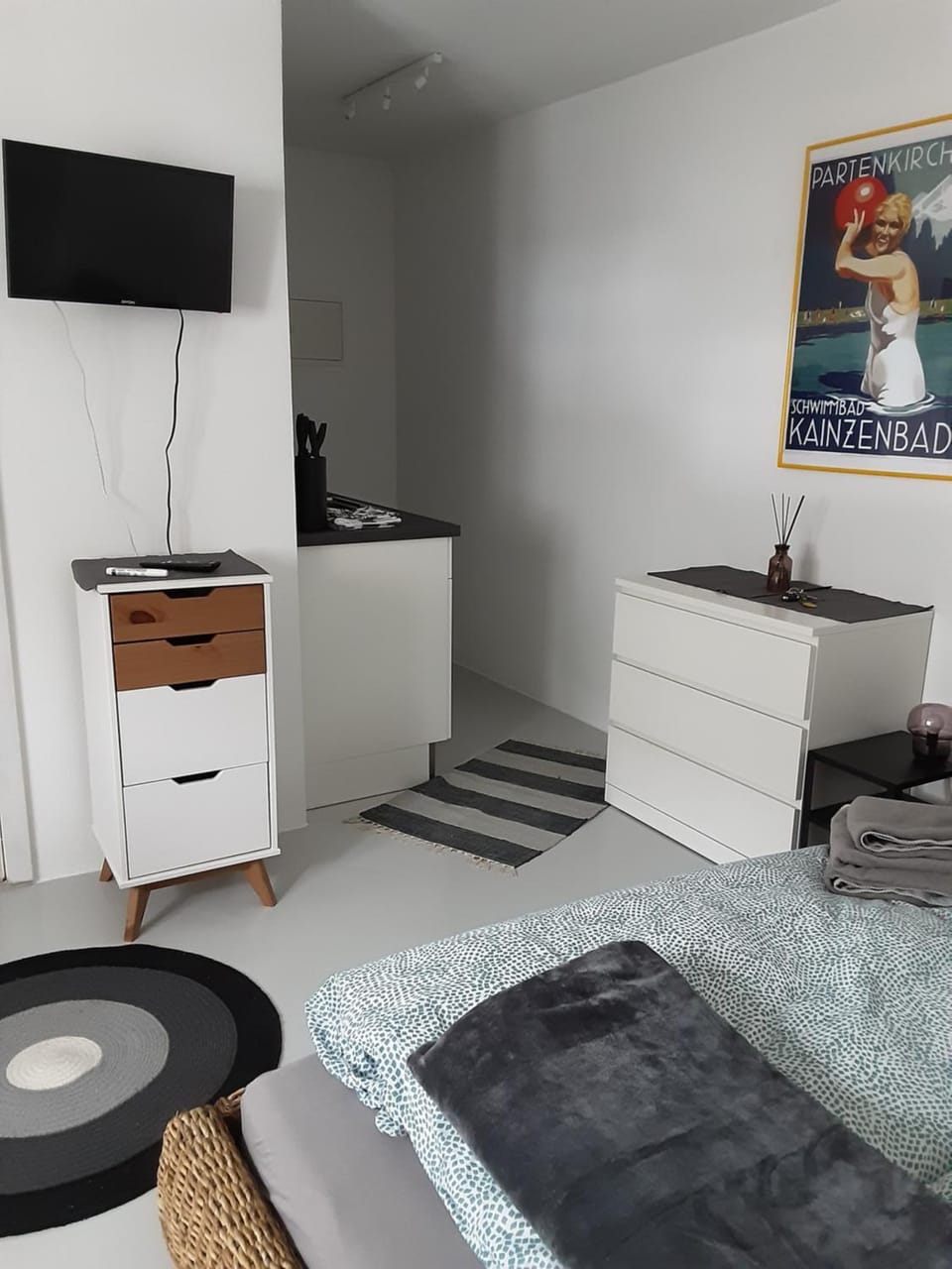 Photo of the whole room