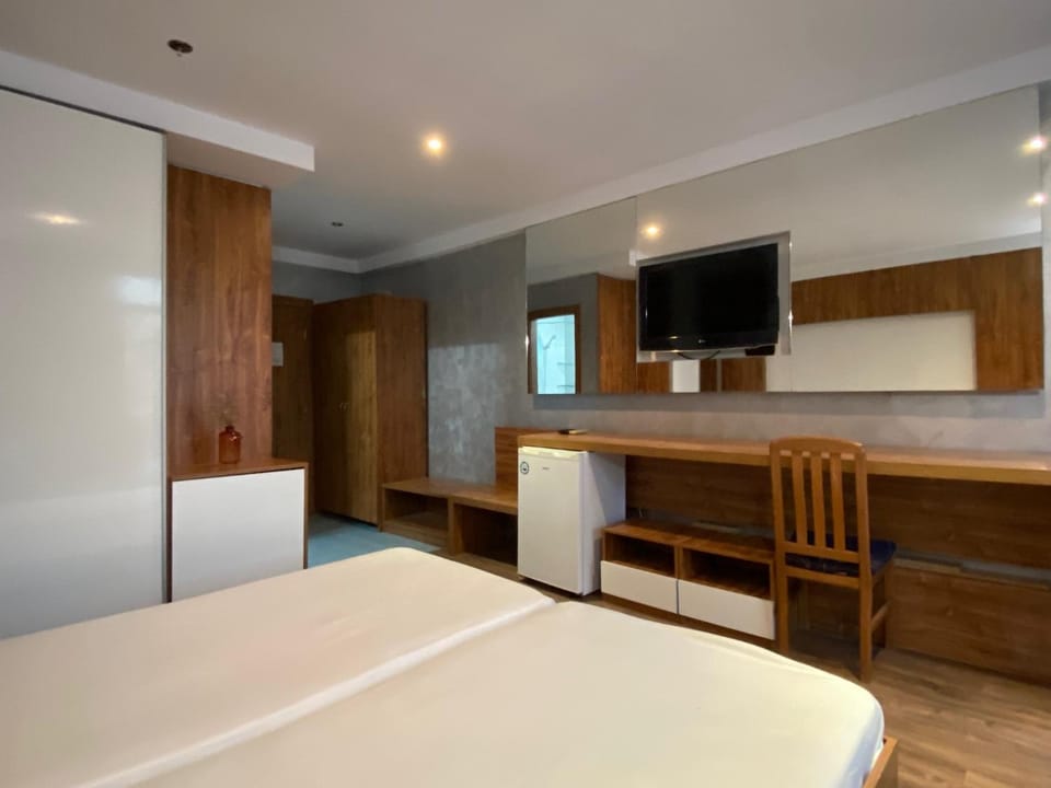 TV and multimedia, Photo of the whole room