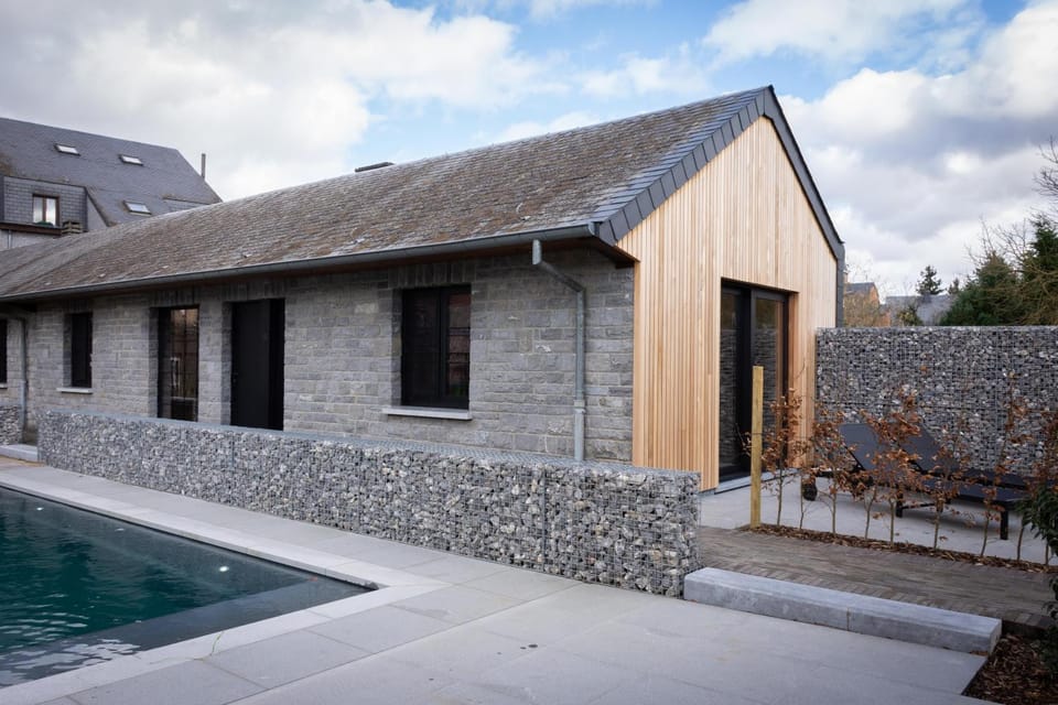 Property building, Facade/entrance, Swimming pool