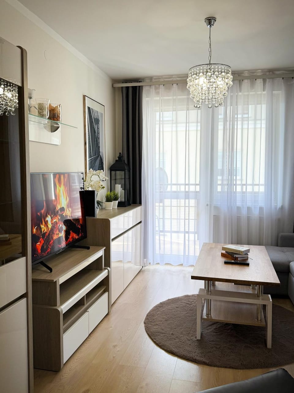 Apartament Orange Piastowska Apartment in Poland