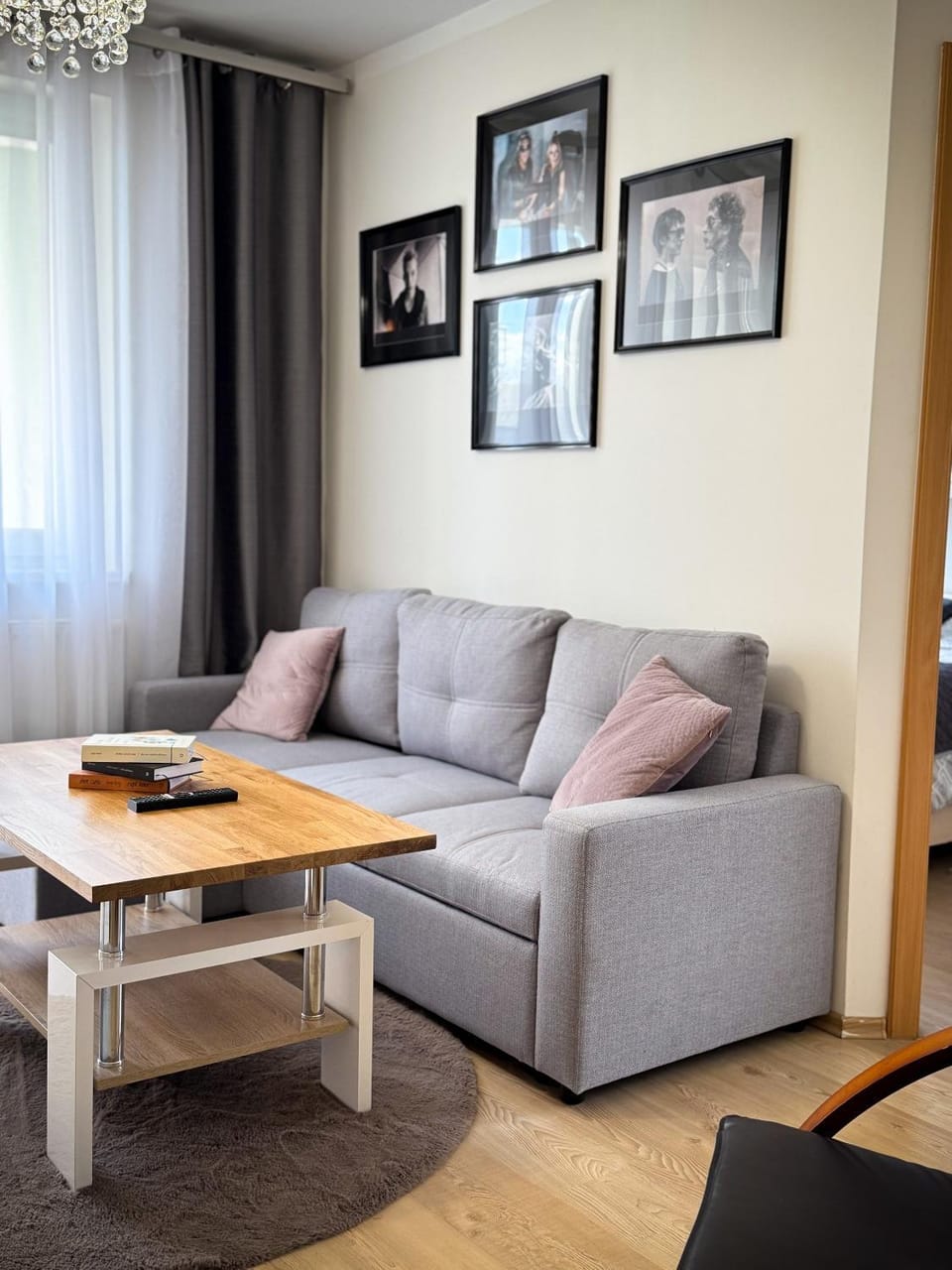 Apartament Orange Piastowska Apartment in Poland