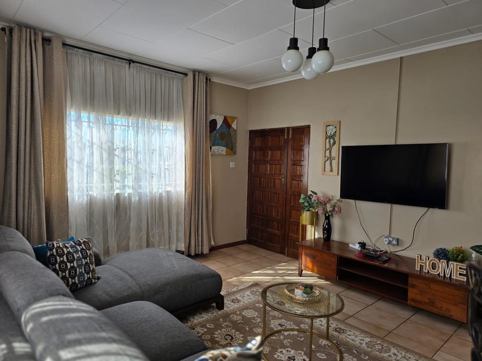 Serene 3 bedroom house in Olympia, Lusaka Apartment in Lusaka