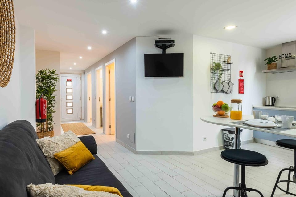 Communal lounge/ TV room, Living room