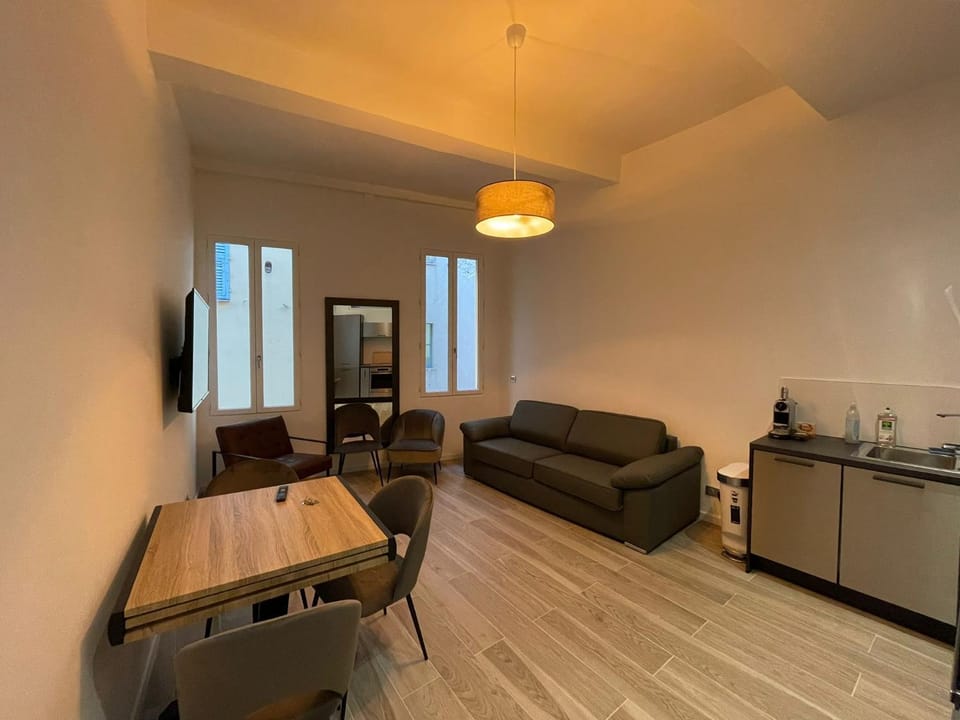 Gallo Superior Apartment in Nice