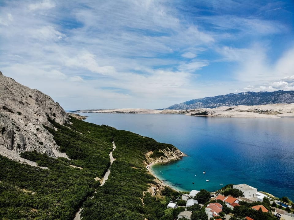 Nearby landmark, Day, Beach, Mountain view, Sea view