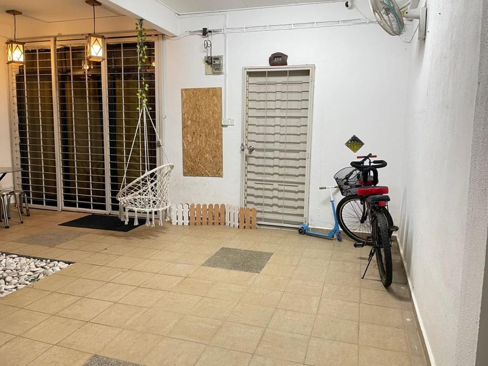 8min Port Dickson beach 17pax Pet Friendly Apartment in Port Dickson