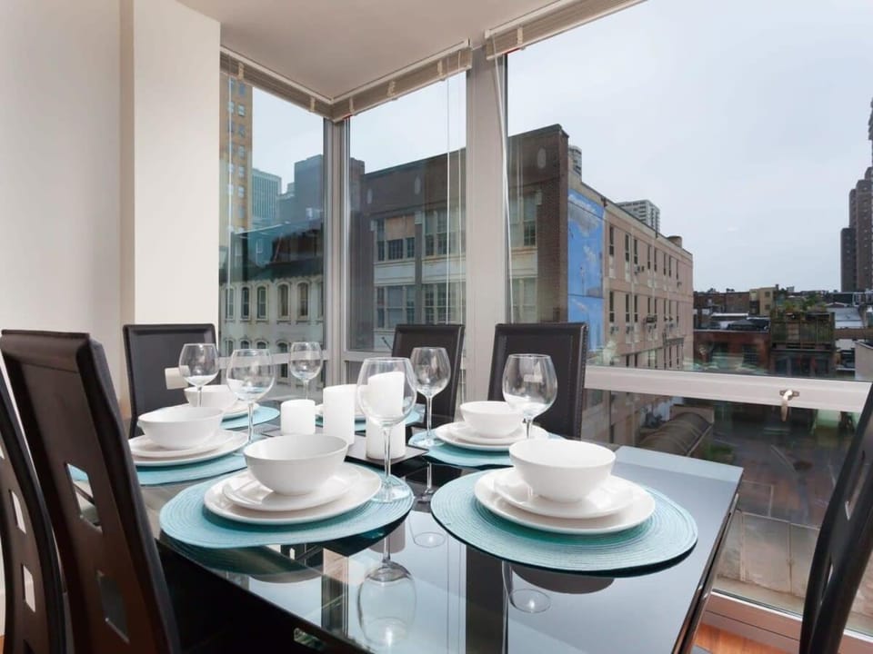 Fully Furnished 2 Bedroom 1 Bathroom Apartment near Rittenhouse apts Apartment in Rittenhouse Square