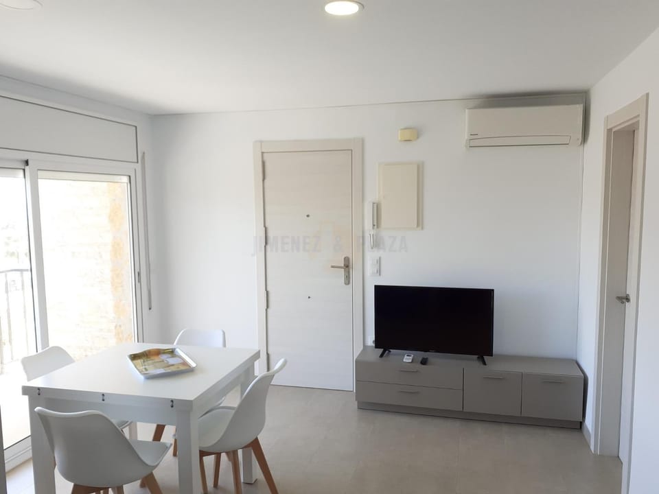 TV and multimedia, Dining area