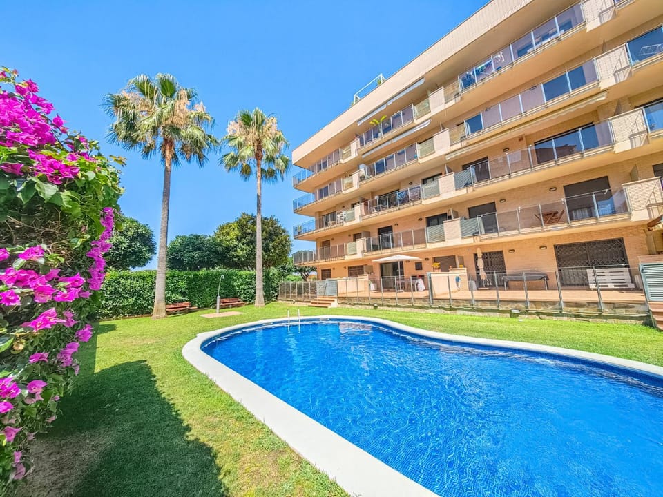LITORAL COSTA DORADA - MARINA BAJO Only families Apartment in Cambrils