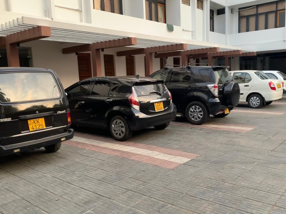 Day, Parking