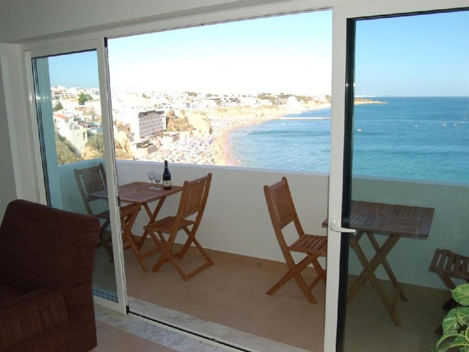 Apartamento a 10 metros da praia de Albufeira Apartment in Guia