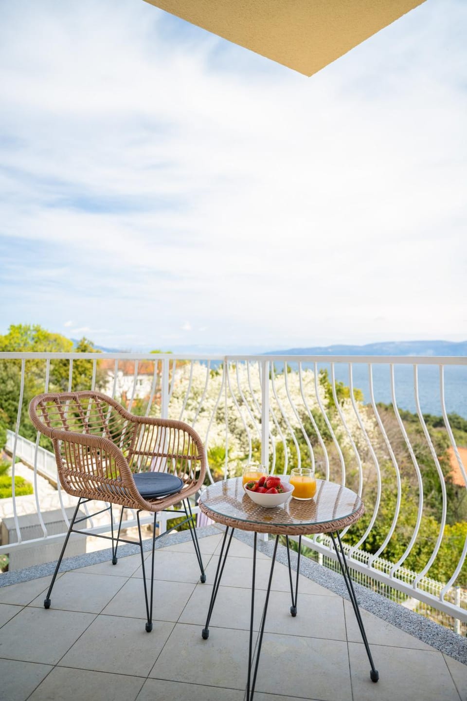 Natural landscape, View (from property/room), Balcony/Terrace, Sea view