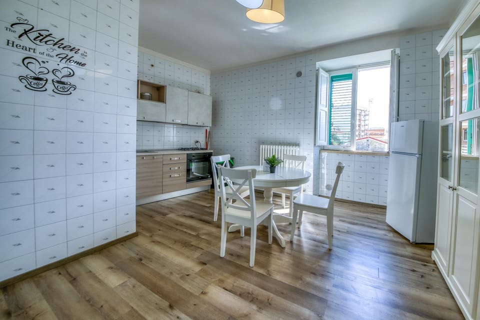 Kitchen or kitchenette, kitchen