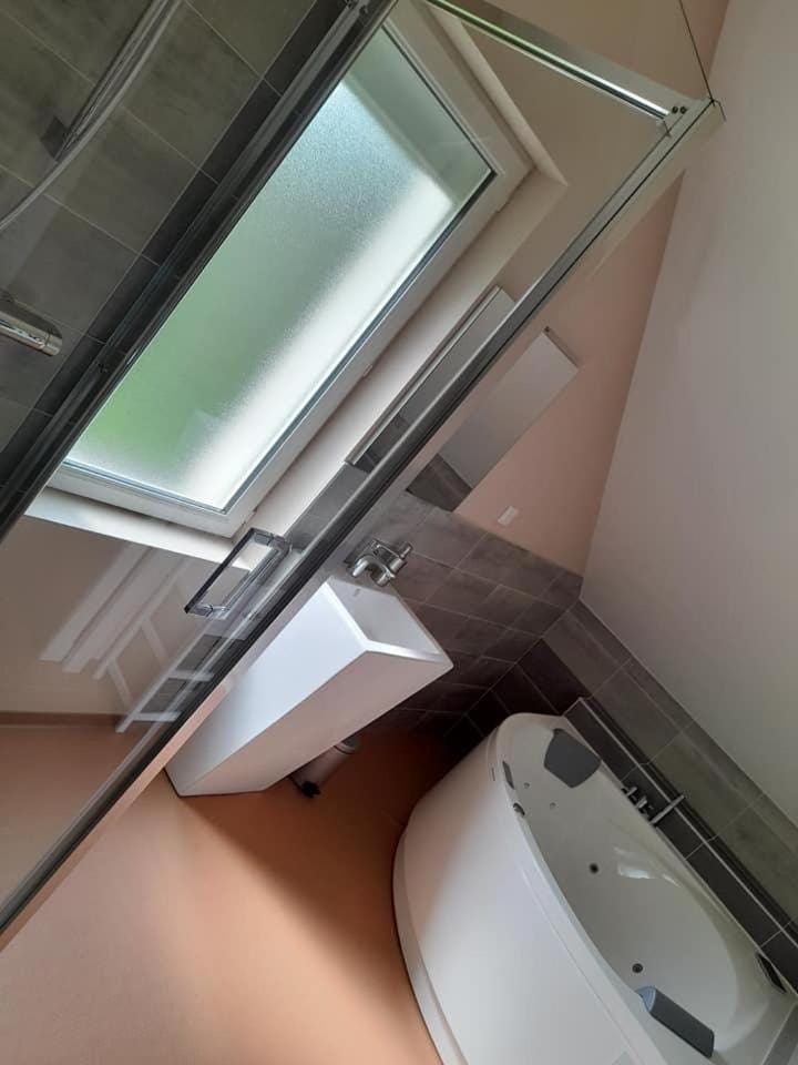 CH MALAVETULA Bed and Breakfast in Auvergne-Rhône-Alpes