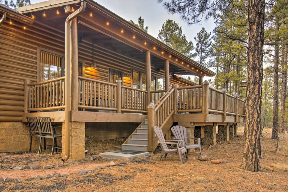 Torreon Cabin Escape - Relax, Recharge and Explore Cabin in Show Low