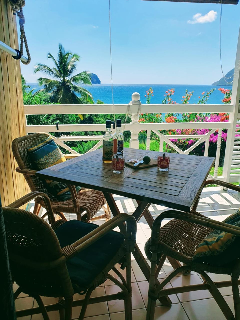Day, Natural landscape, View (from property/room), Balcony/Terrace, Balcony/Terrace, Dining area, Mountain view, Sea view