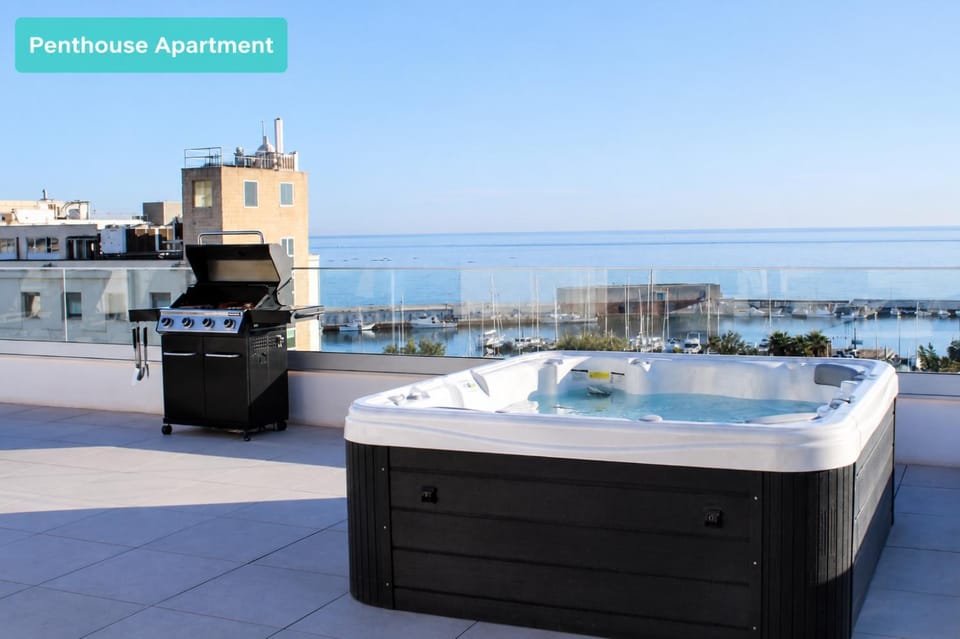 Hot Tub, Sea view