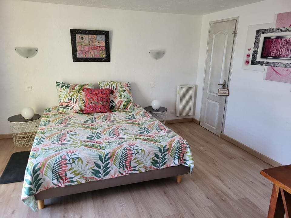 Le Clos d'Auré. Bed and Breakfast in Grand Est