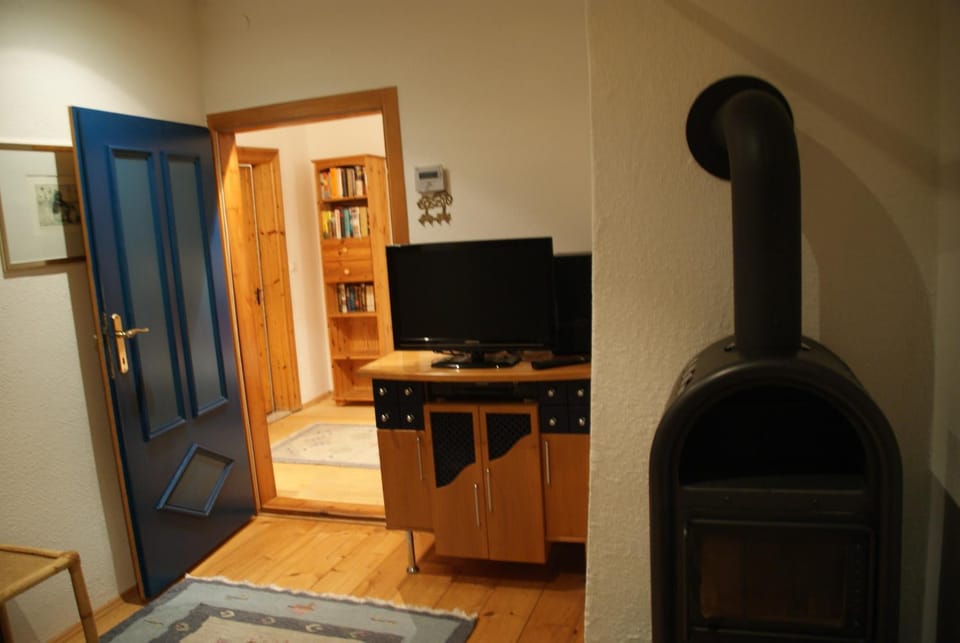 Living room, Photo of the whole room