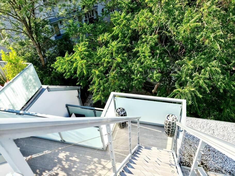 luxury 4 bedroom roof apt with 3 balconies & view Apartment in Vienna