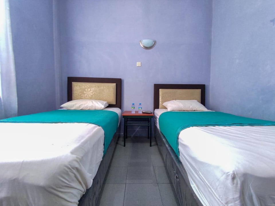 Wisma Tulus Syariah Kebumen Mitra RedDoorz Hotel in Indonesia