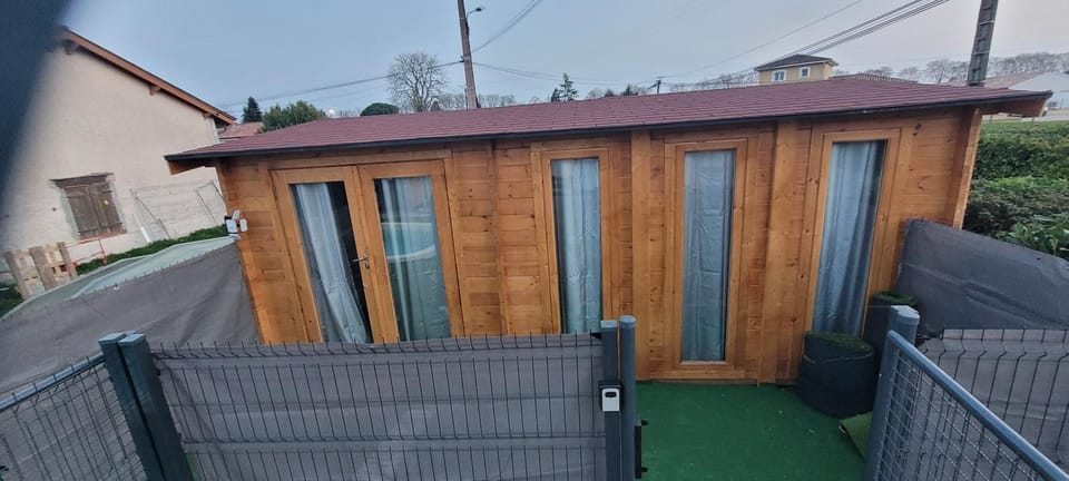 Chalet piscine montech Chalet in Occitanie