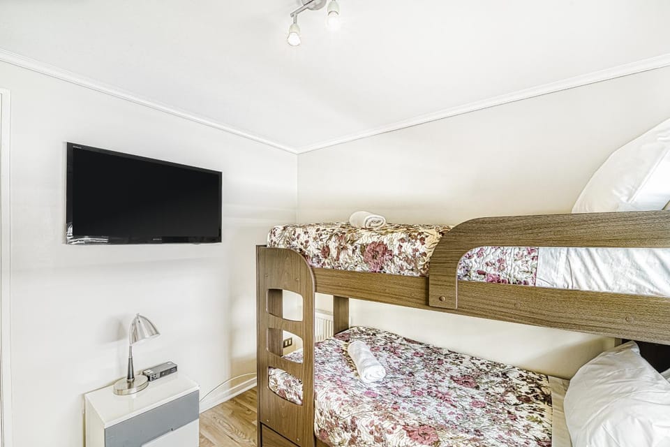 TV and multimedia, bunk bed