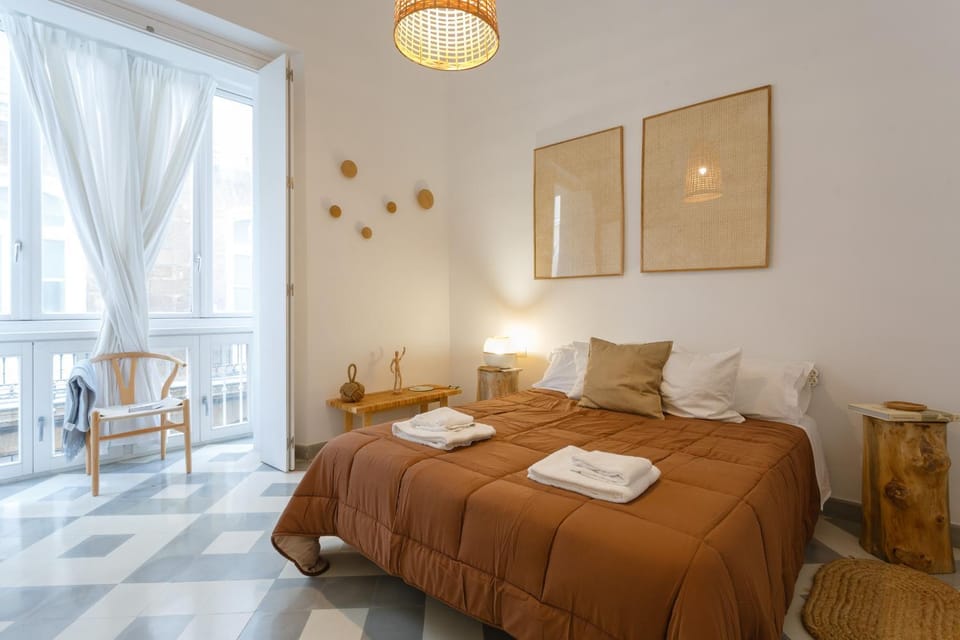 Bed, Bedroom