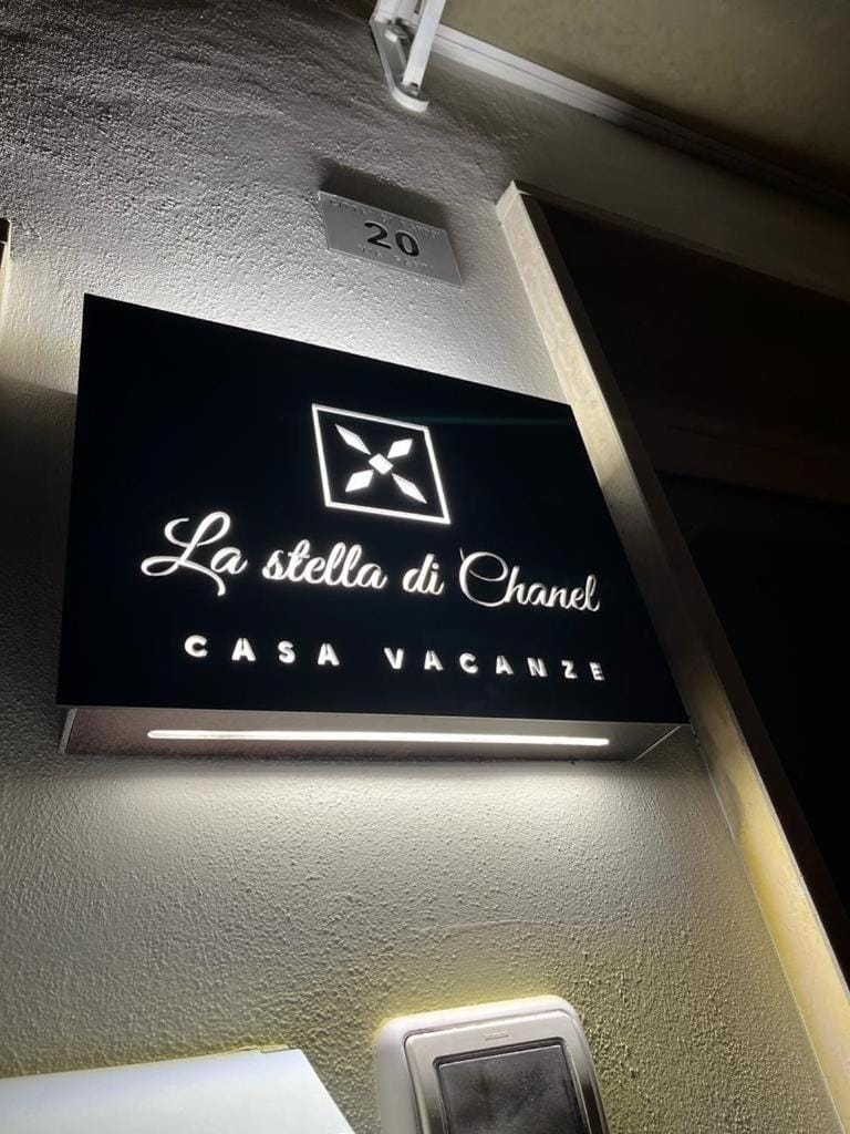 La stella di Chanel House in Nardò
