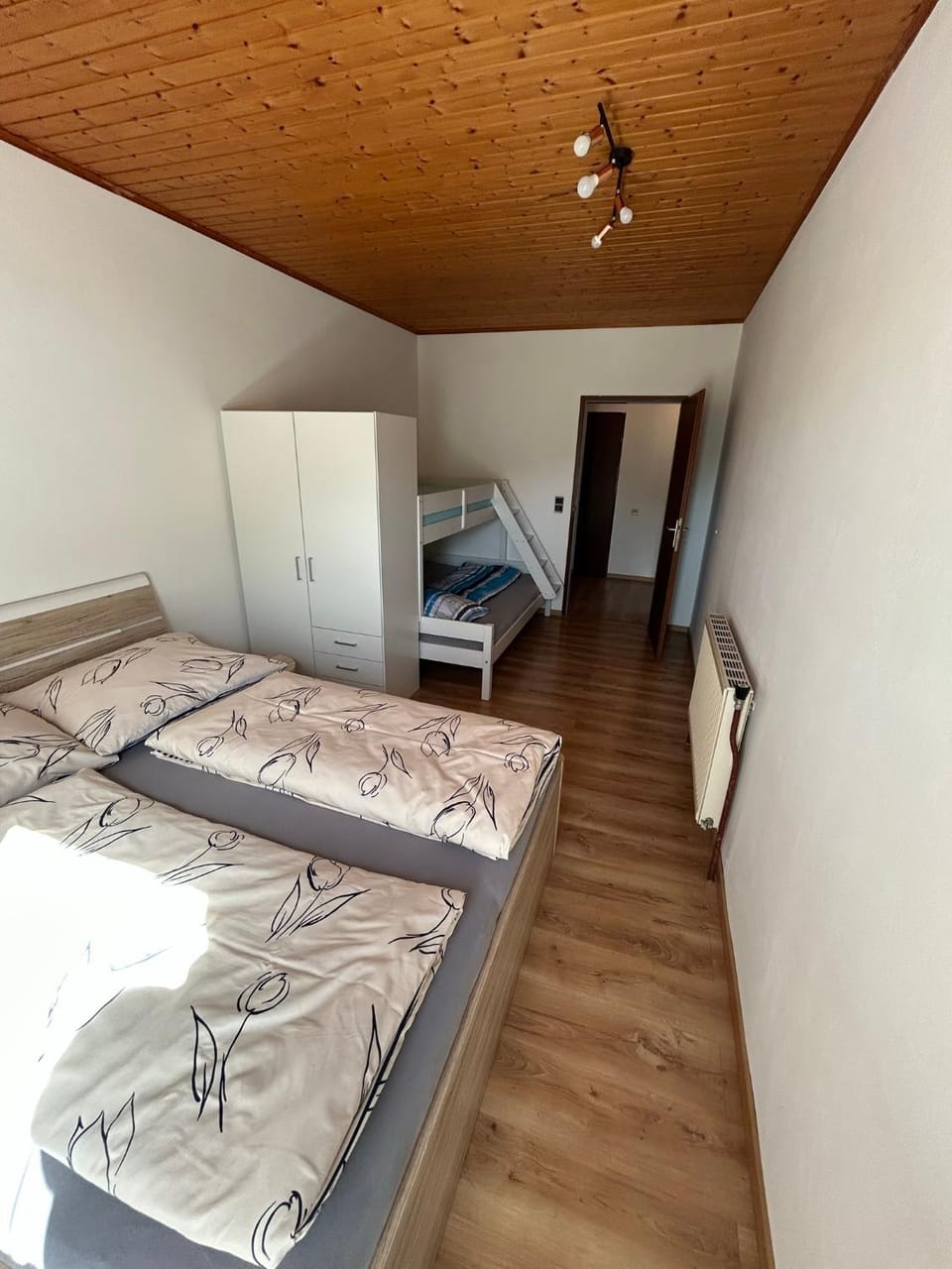 Bedroom, wardrobe
