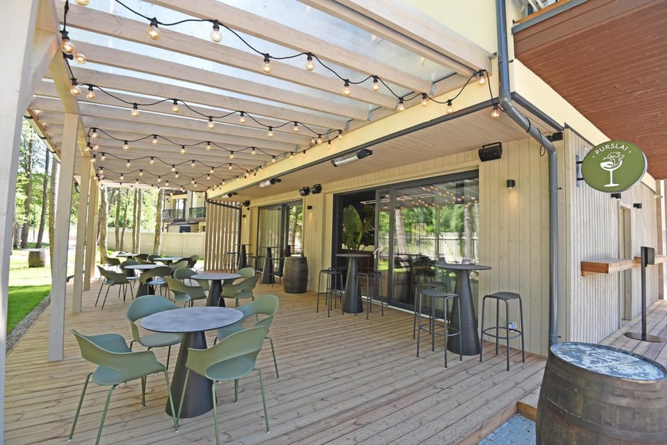 Lounge or bar