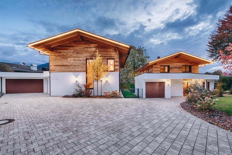 Property building, Day