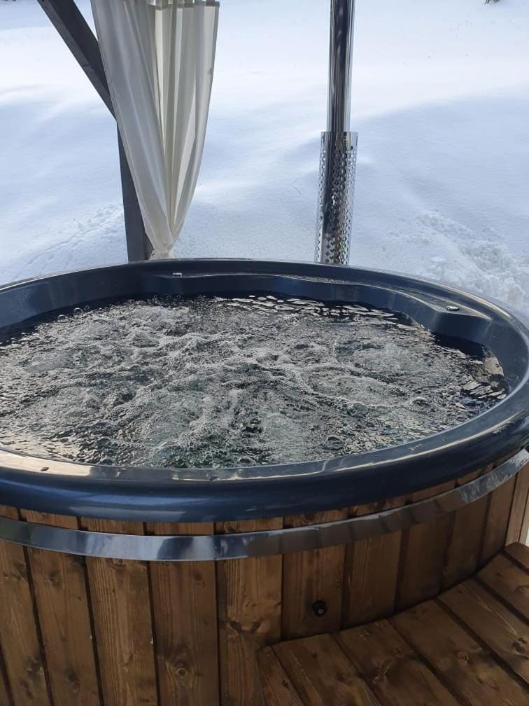 Hot Tub, Spa and wellness centre/facilities