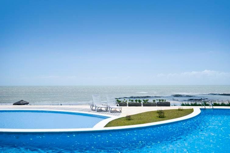 Day, Natural landscape, Pool view, Sea view, Swimming pool