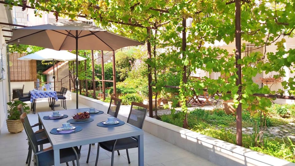 Patio, Balcony/Terrace