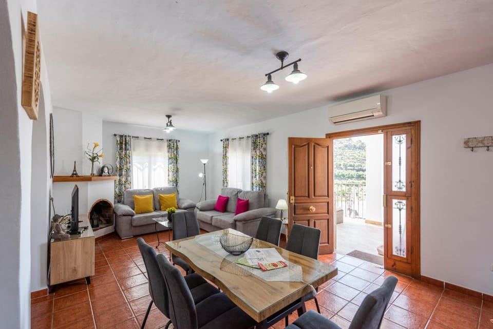Villa dos hermanas Villa in Axarquía