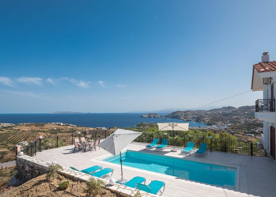 Pool view, Sea view, Swimming pool