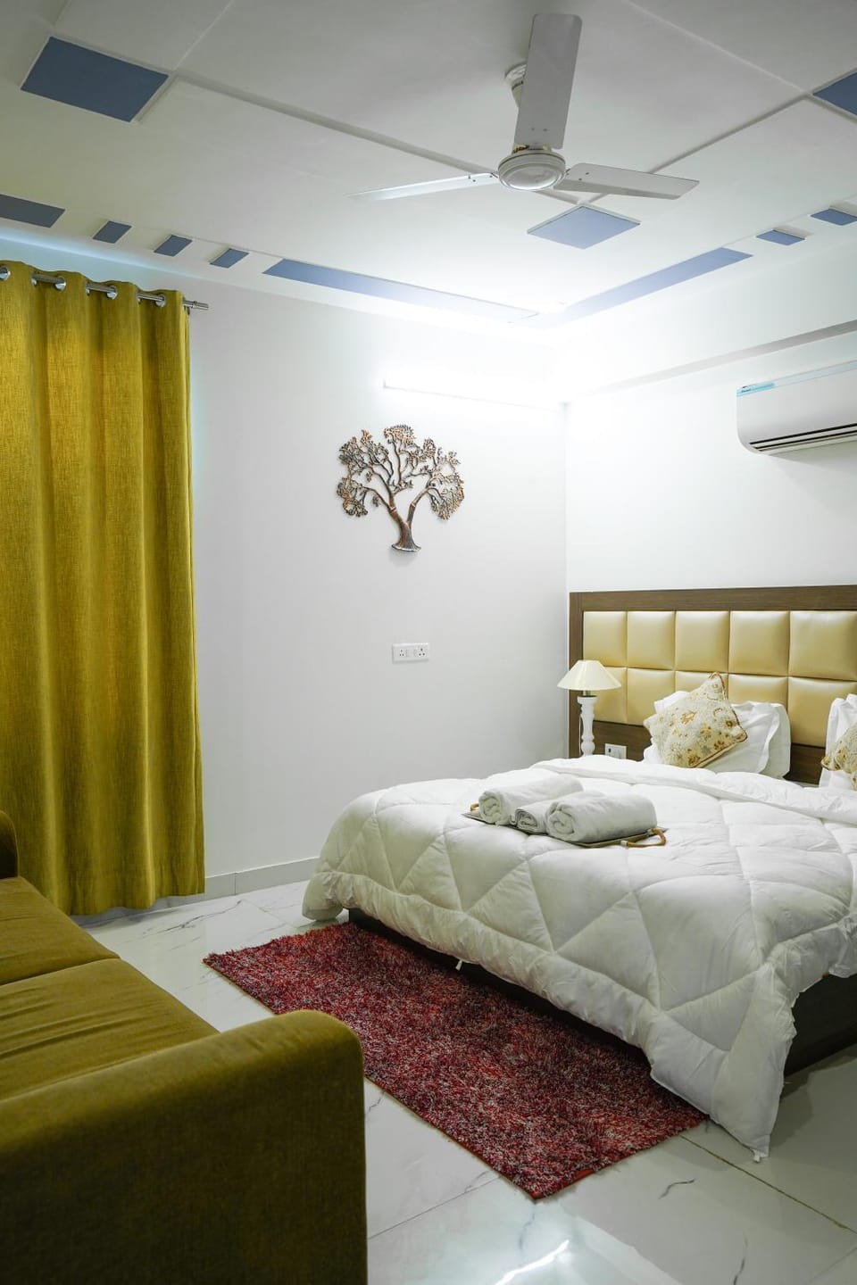 Photo of the whole room