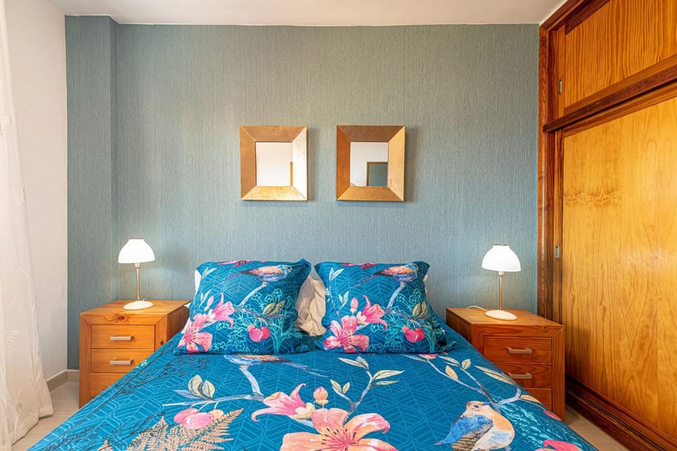 Bed, Bedroom, wardrobe