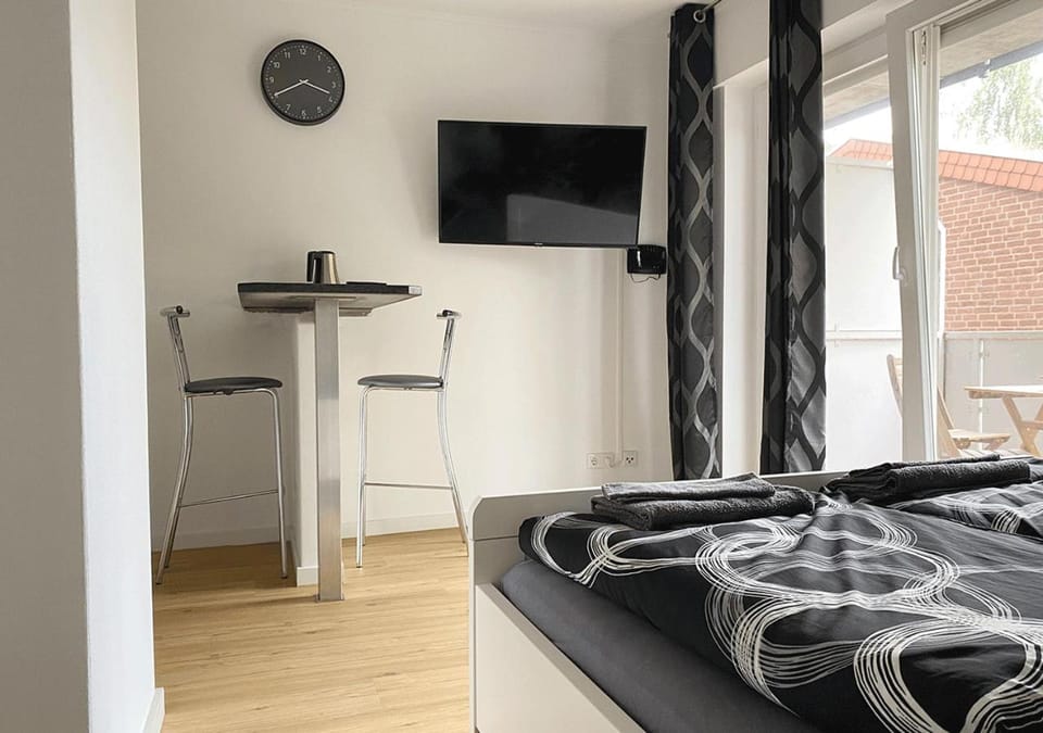 Bed, TV and multimedia