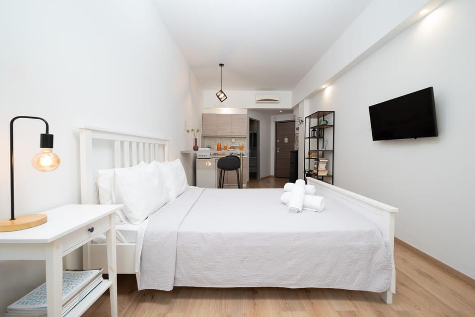 Gravity Downtown Scandi Studio Apartment in Rhodes