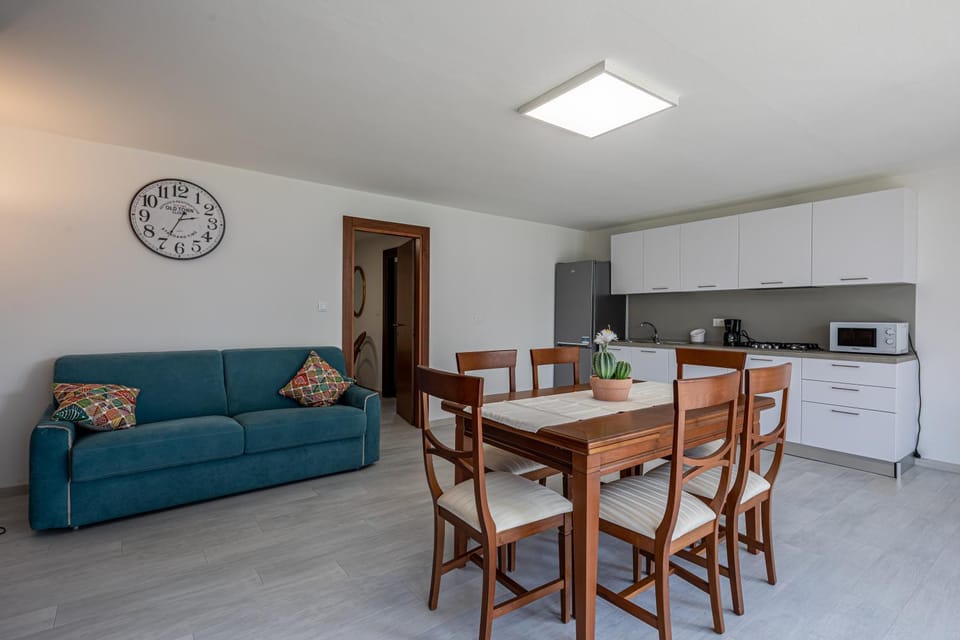 Kitchen or kitchenette, Living room, Dining area, stove