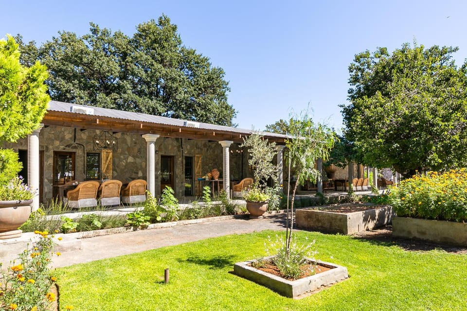 Property building, Patio, Garden