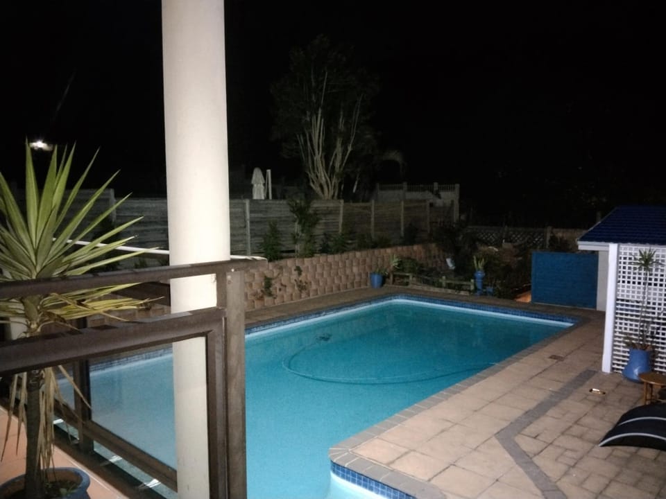 Night, Swimming pool