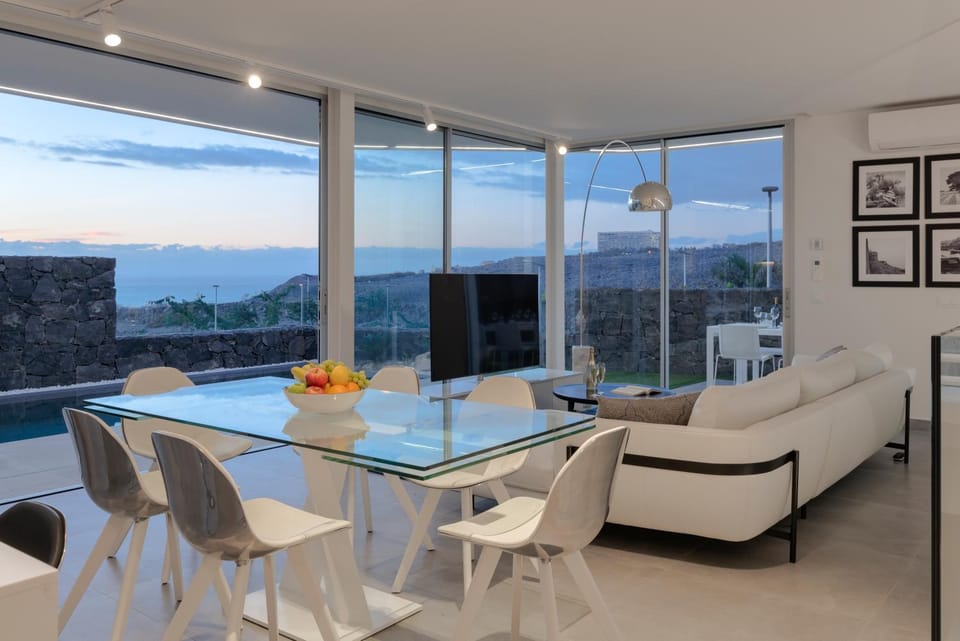 Balcony/Terrace, Dining area