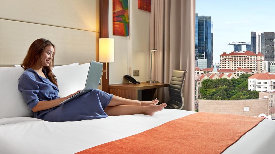 People, Photo of the whole room, Bedroom, City view, Landmark view