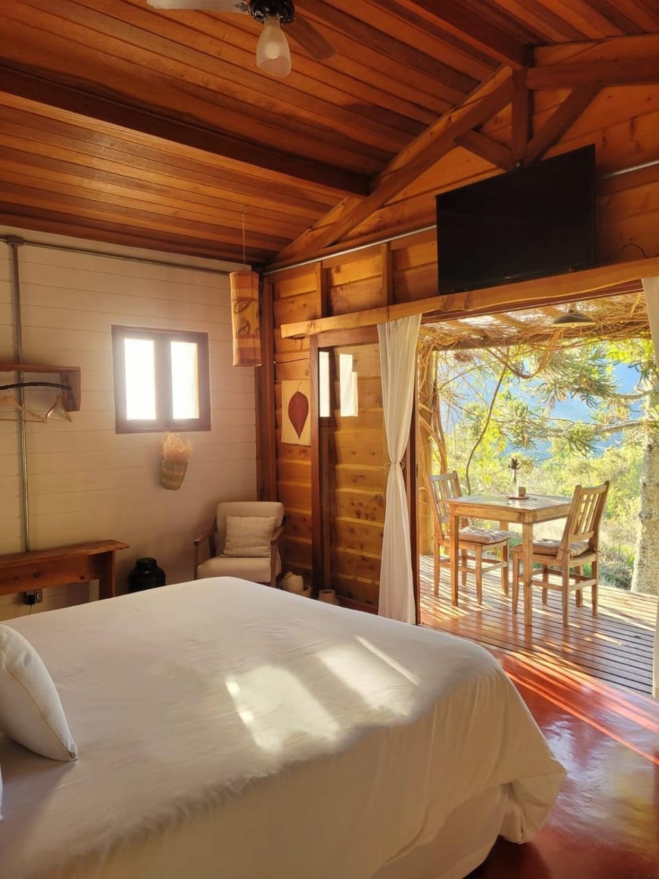 Cabana Arbosana Chalet in State of São Paulo