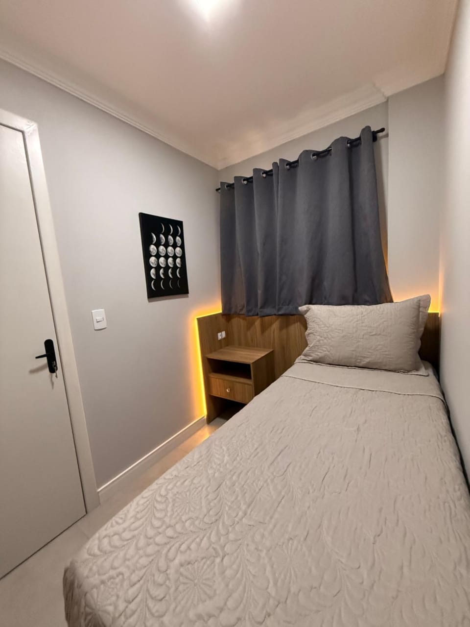 Apto centro, reformado, churrasqueira Privativa! Apartment in Camboriú