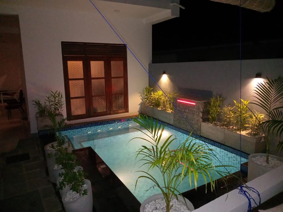 Night, Hot Tub, Pool view, Swimming pool, Swimming pool